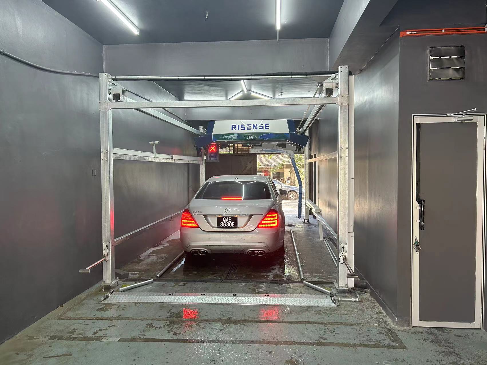 North/Latin American High Pressure Jet 360 Degree Automatic Touchless Car Wash Equipment