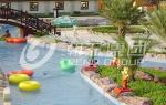 Fiberglass Aqua Park Equipment For Hotel Lazy River , Family On Summer Vacation