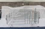 Corrosion Resistance Iron Pig Farrowing Crate Safe Feeding Place For Sow