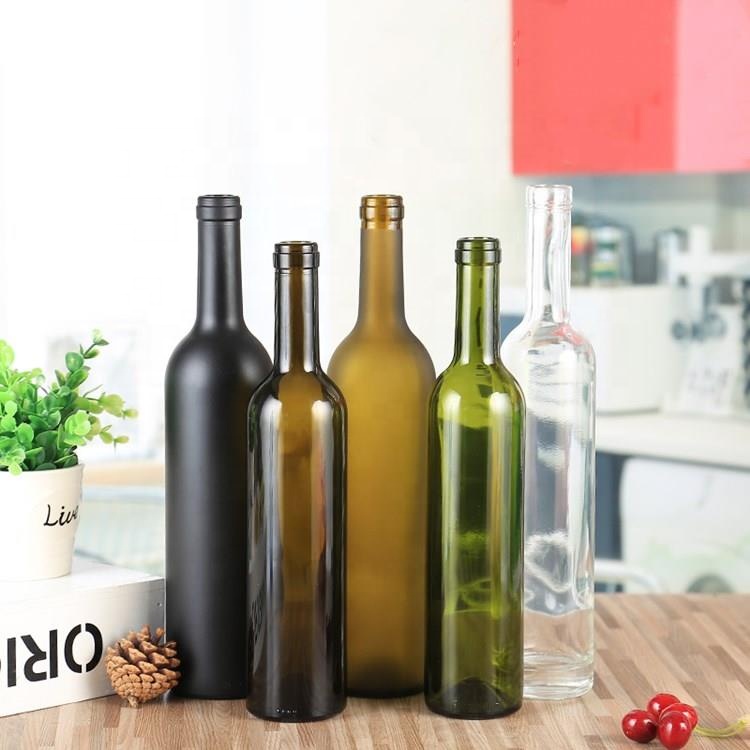 Square Gin Rum Vodka Whisky Glass Bottle in 500ml 750ml 1000ml with Super Flint Glass