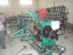China hexagonal mesh machine（reverse twist） on sale