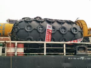 Wholesale Compressed Air Filled Pneumatic Fenders For Damage Prevention In Marine Operations from china suppliers