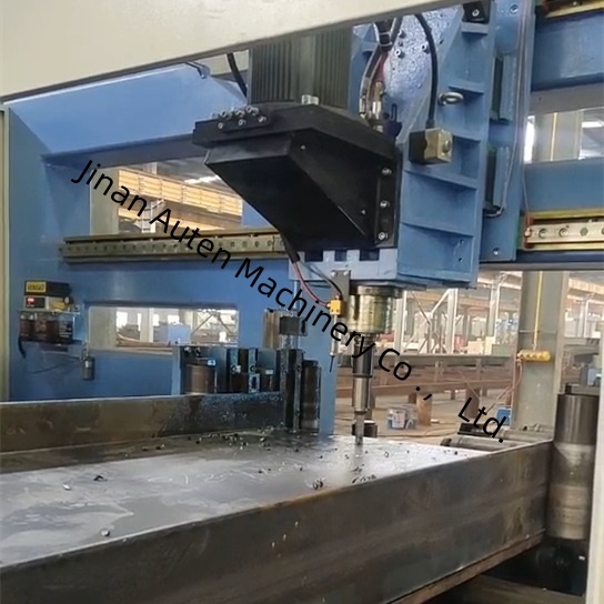 Three-Spindle BT40 CNC Beam Drilling Marking And Shearing Machine Beam Length 2000～13000mm