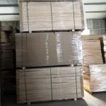 8%-12% Moisture Content Poplar Board Bleached Veneer Solid Board for Building