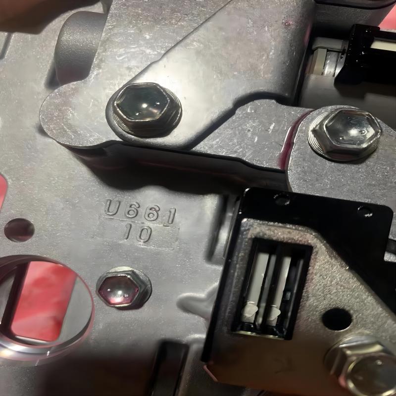 U661E Automatic Transmission Valve Body Assembly For Toyota NX200T