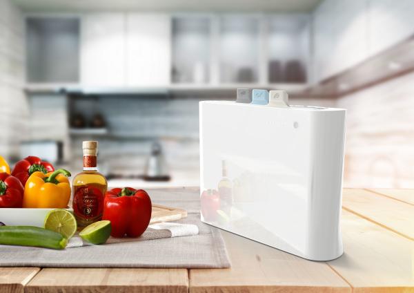 Household Cutting Board Sterilizer Combing UV sterilizing with warm wind drying