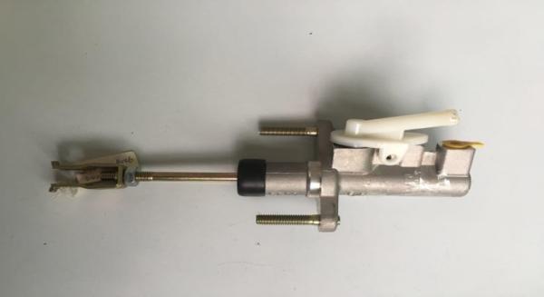 Toyota 31420-20070 Cylinder Assy Clutch Master 1CDFTV 1NDTV 1NZFE 1ZRFE CYLINDER