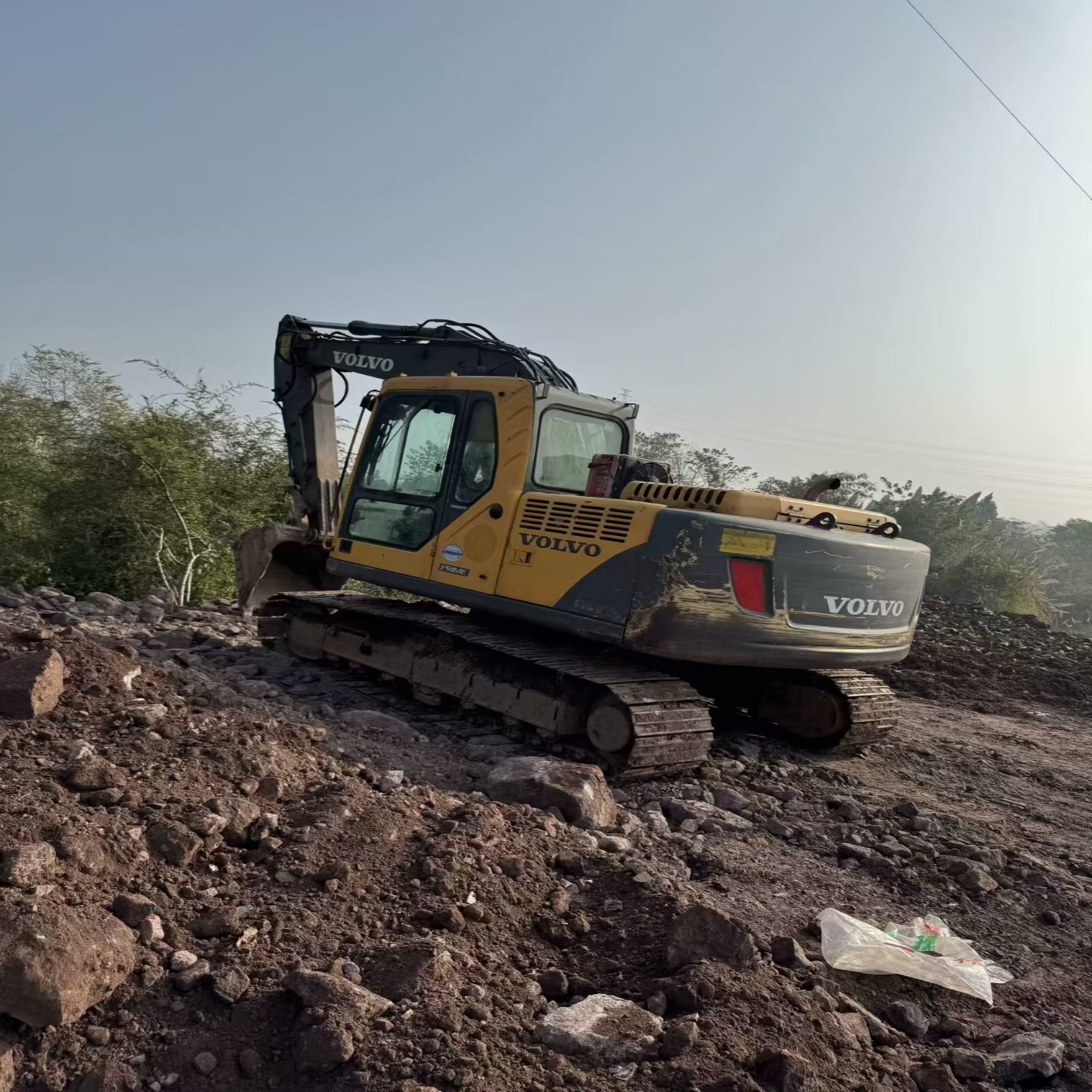 Secondhand Excavator Original VOLVO EC140B Used Hydraulic 14ton Crawler Digger