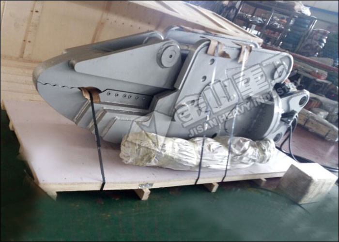 Kobelco SK200 Car Dismantling Equipment , Vehicle Dismantle Machine For Excavator