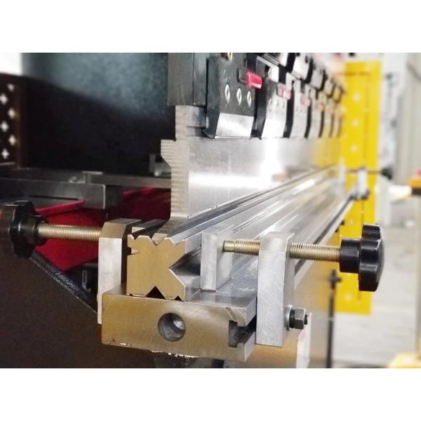 4T Steel Sheet Aluminum Profile 120mm/S CNC Punching Machine