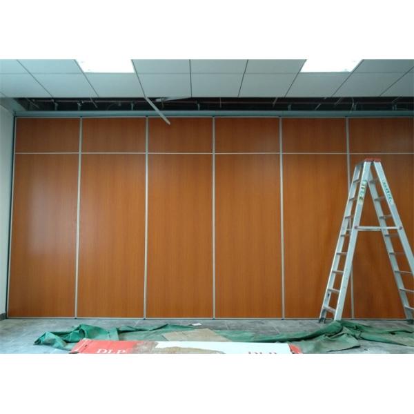 Acoustic Wooden Folding Partition Wall Easy Installation For Meeting Room
