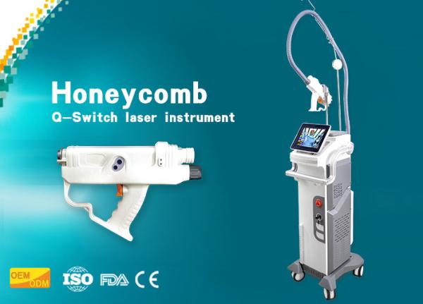 Powerful Honeycomb Laser Tattoo Removal Machine / Pore Removal Laser CE Approval