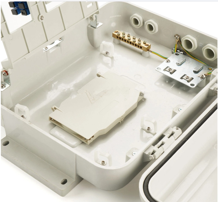IP55 Outdoor FTTH Distribution Box / 24 Core Fiber Optic Cabinet