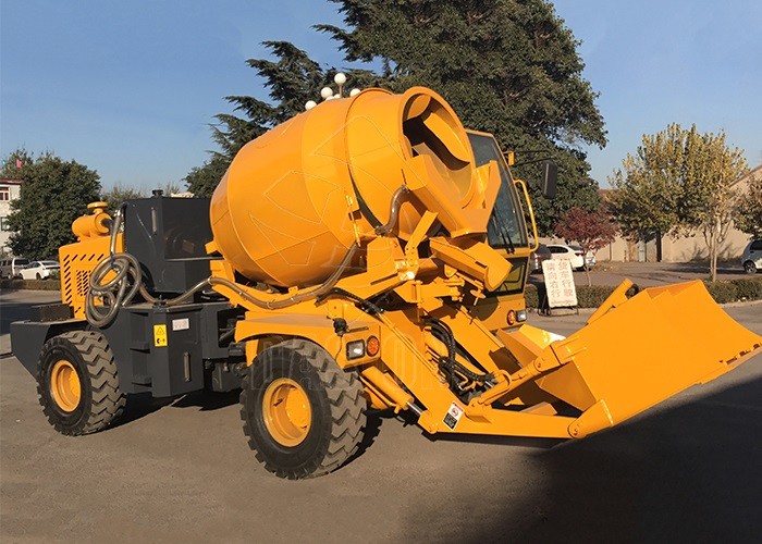 mobile self loading concrete truck mixer