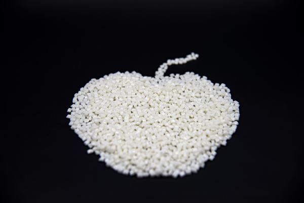 recycled PET Bottle Chips White Green Blue In Jumbo Bags For Making Water