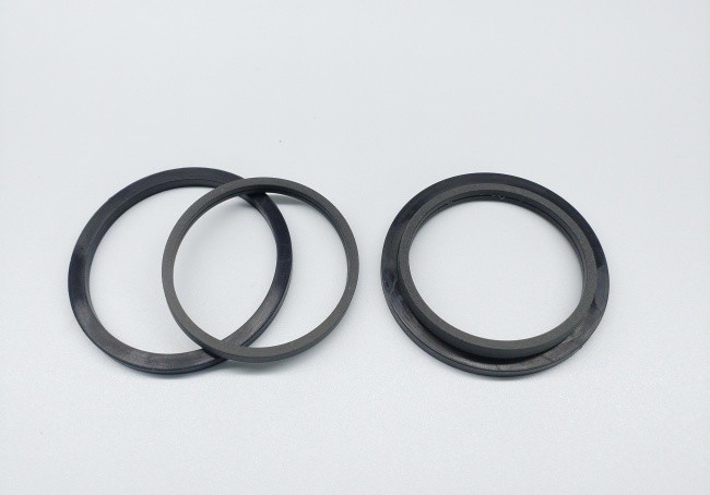 Grey PTFE Carbon Fiber Rotary Shaft Oil Seals Rod Ring High Speed OR Type