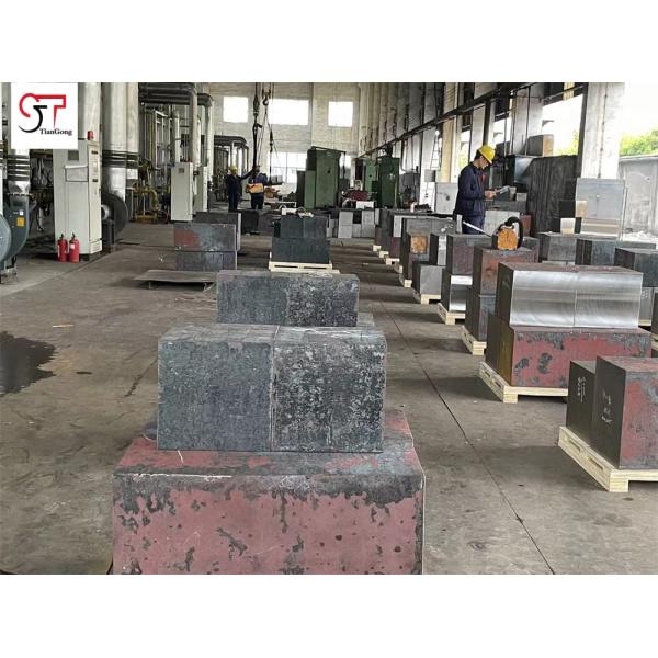 42CrNiMo Precision Free Forgings 42CrMo Excavator Breaker Hammers Forgings