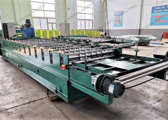 Q235 380v Ppgi Trapezoidal Roll Forming Machine Forged Shaft