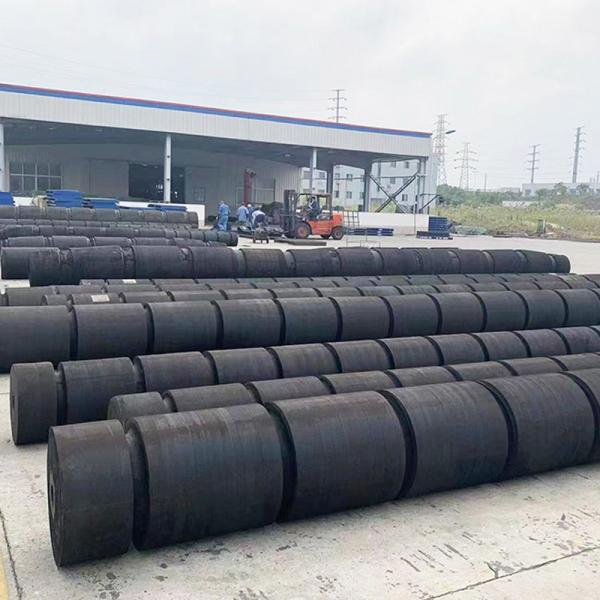1500mm Marine Tug Fenders Custom Sizes Easy To Install Replace