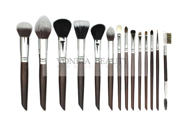 The Essential 10Pcs Makeup Brush Set Collection With Soft Bristles And Nature