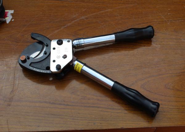 Quality Easy Operation Steel Cutting tools J30 Ratchet Cable Cutter for Cutting Wire for sale