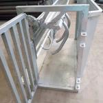 Smooth Galvanized Sheep Treatment Turnover Crush Catcher For Vet