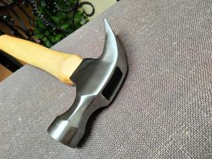 Wholesale 8OZ,16OZ grade A wooden handle steel Claw hammer(XL-0001) polishing color hand garden construction tools from china suppliers
