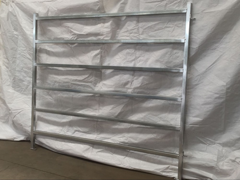 Galvanized cattle panel