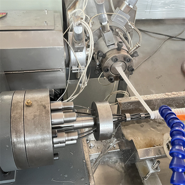 Building PVC Suction Hose Machine Corrosion Resistant SGS Approved