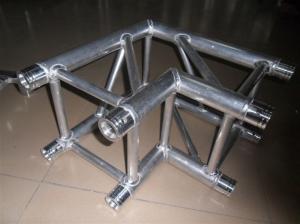Wholesale Silver Color 30*30CM Perfect Design Spigot 90 Degree Aluminum Truss Coupler Triangle With 3 Sides from china suppliers