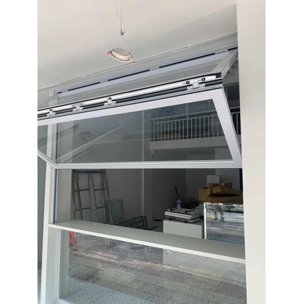 Hall Acoustic Folding Window Achieving Noise Reduction Coefficient Rating Over 0.85