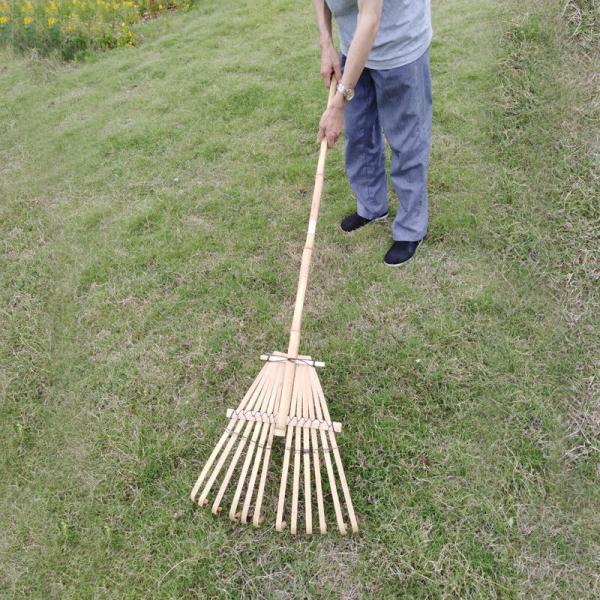 Factory Hot Sales Garden Bamboo Rake Farm Tool Bamboo Frame Leaf Collector Garden Leaf Rakes