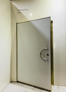 Wholesale Emi Rfi 2100mm X 1200mm Wire Mesh Door Cabinet Mri Room Shielding Material from china suppliers