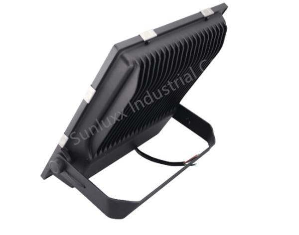 130LM/W 150W Slim LED Flood Light HLG Meanwell Driver Type For Football Court