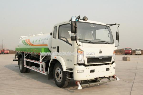 LHD / RHD 4X2 5CBM Water Sprinkler Truck Diesel Fuel Type Size 5995 X 2050 X
