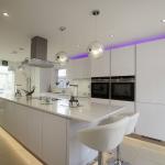 YALIG High Gloss Uv Lacquer Kitchen Cabinet Set for Apartment Renovation Project