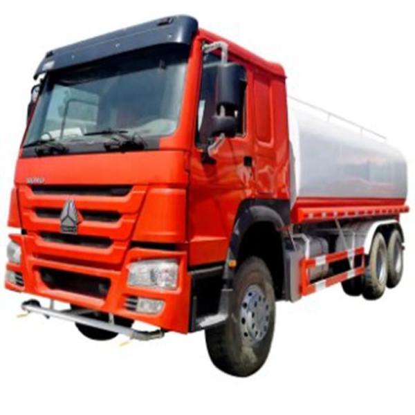 25000 Liter Water Tank Trucks SINOTRUK HOWO 6X4 With Water Pump And Stainless