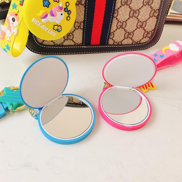 Silicone Protected Cute Mini Smart Custom Hand Folding Travel Mirror Facial Makeup Keychain With Mirror