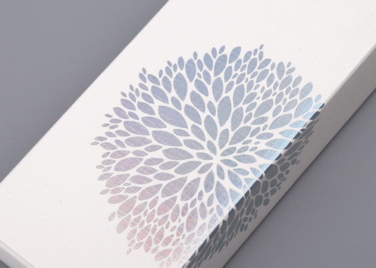 White Ivory Board Paper Packaging Boxes With Hot Laser Silver And Matte Varnishing