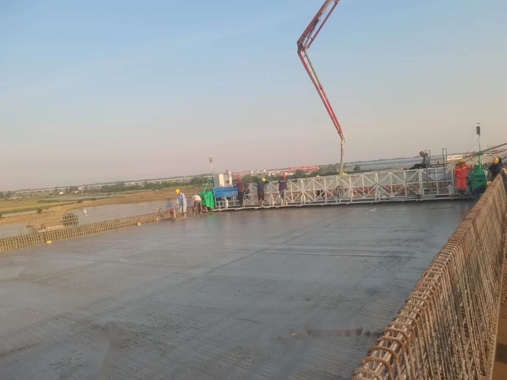Automatic Slipform Paver 16m Paving Concrete Slip Form Paver