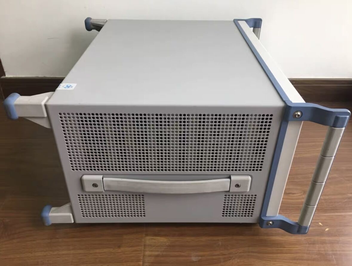 Rohde And Schwarz ZVB4 VNA Network Analyzer Multipurpose Benchtop 2 ports