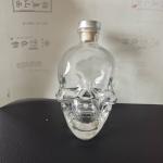 Hot Stamping Surface Handling Glass Skull Bottle with Stopper 700ml 750ml