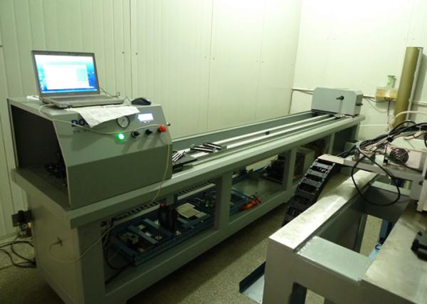 High Speed Blue UV Rotary Laser Engraver Textile Engraving Machine 640mm