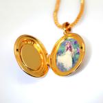 design fashion Vintage Oval Locket Pendants jewelry 18k gold plating Put in