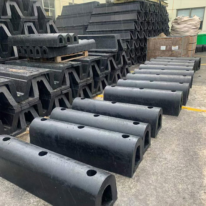 Customized D Type Fenders Rubber Fender For Marine And Boat Applications