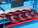 Hydraulic Cutting Steel Sheet Roll Forming Machine / Roof Tile Making Machine