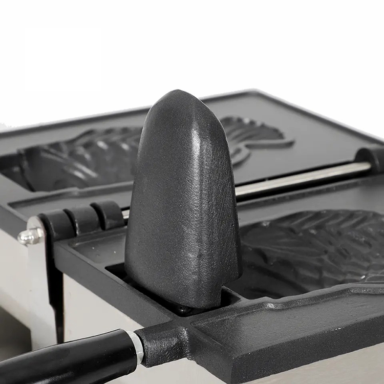 Double Waffle Maker Ice Cream Machine with Open Mouth Fish Shape and Timer 0-10 minutes