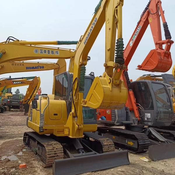 Komatsu PC56-7 Used Excavator with 0-2000 Working Hours and Original Hydraulic Valve