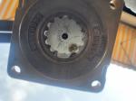 CAT336 Hydraulic Swing Motor 3349971 OEM Kawasaki Swing Motor M5X180CHB-11A-08D