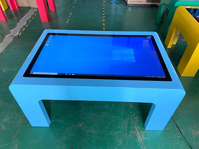 Interactive Kids Game Multitouch Table With Touch Screen Kids Education LCD Touchscreen Desk